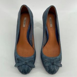 𝅺GEOX Respita blue weaved leather high heels wood look heel sz 8